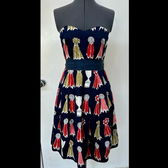 Anthropologie Dresses & Skirts - WE LOVE VERA ANTHROPOLOGIE HIGHEST ACCOLADES STRAPLESS DRESS HORSE RACE DERBY 2